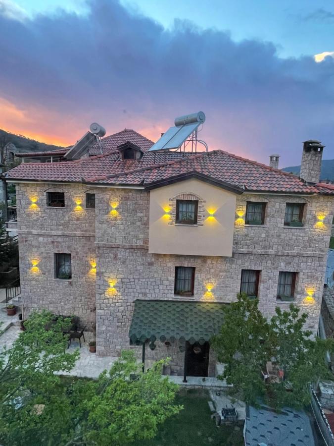 Hotel Bujtina Liana Voskopojë Exterior foto